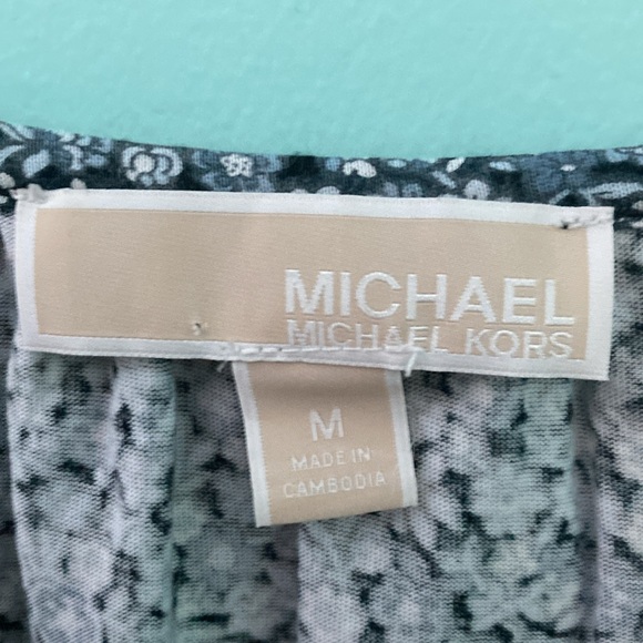 Michael Kors blue floral top - Picture 2 of 4